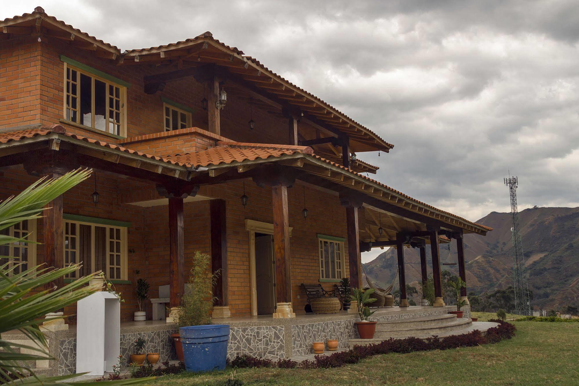 Villa Beatriz Lodge Vilcabamba Exterior foto