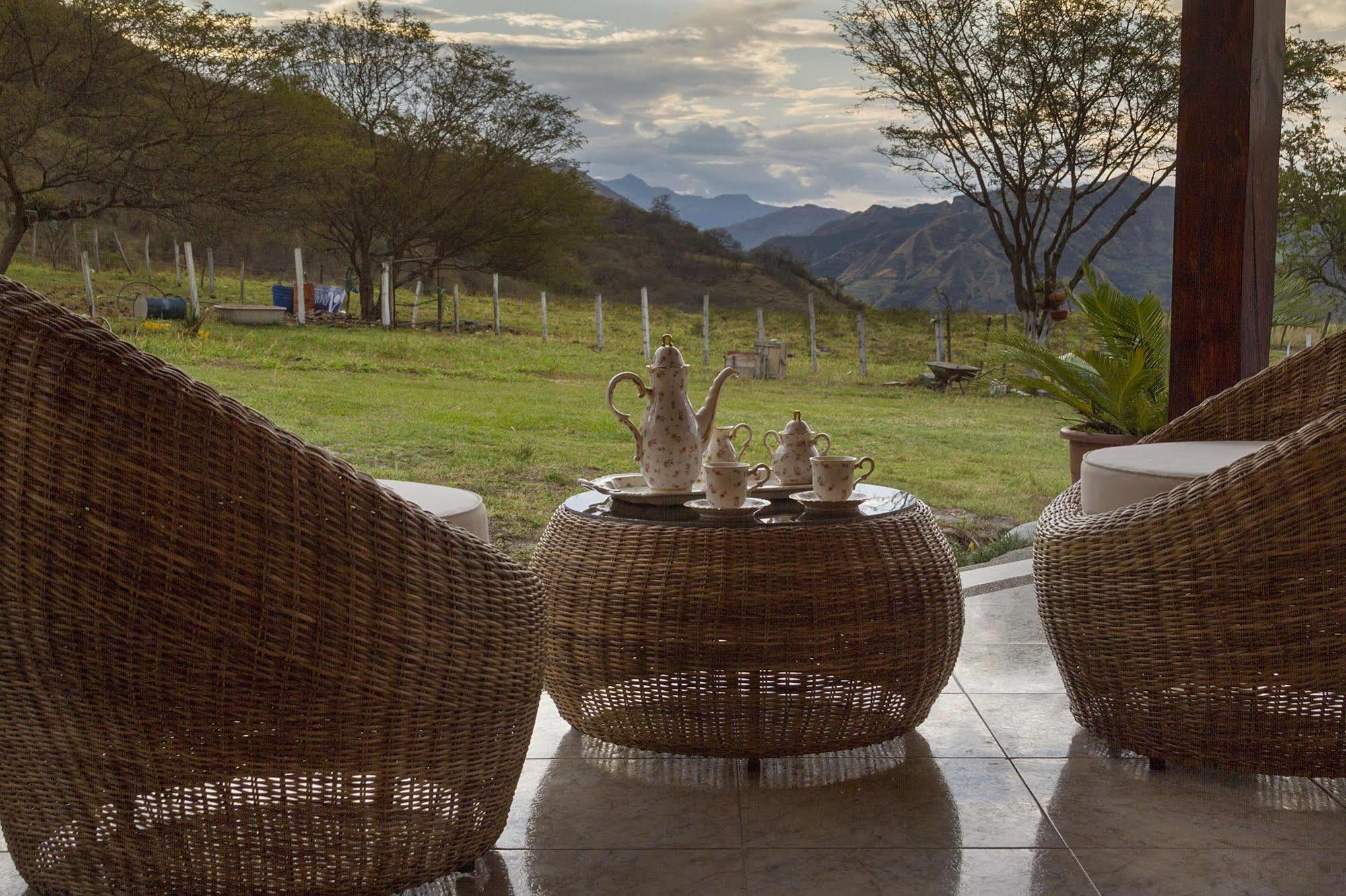 Villa Beatriz Lodge Vilcabamba Exterior foto
